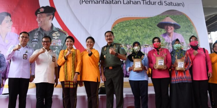 Roadshow Ketua Umum Dharma Pertiwi Dalam Rangka Percepatan Penurunan Stunting, di Hadiri Mayjen TNI Sulaiman Agusto, S.I.P., M.M.