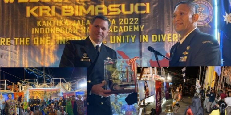 Satgas KJK TNI AL Kenalkan Budaya Indonesia Kepada Masyarakat Internasional.