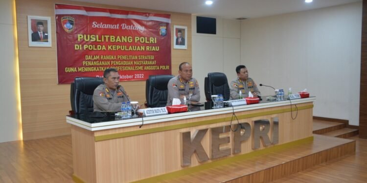 Puslitbang Polri Laksanakan Penelitian Pengaduan Masyarakat (Dumas) Guna Meningkatkan Profesionalisme Personil Polri di Polda Kepri.