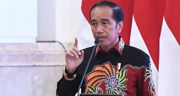 Kapolri dan Jajaran Disentil Presiden, Komjen Oegroseno: Masih Pantaskah Saya?.