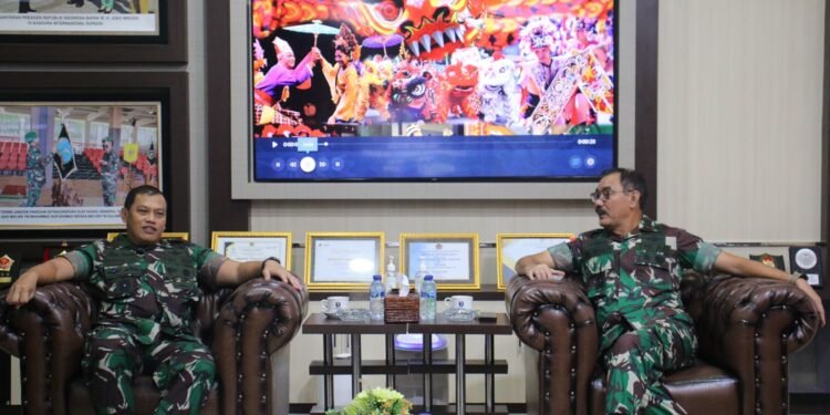 Pangdam XII/Tpr Terima Kunjungan Kerja Danpusterad.