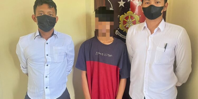 Waduh,,Pagar Makan Tanaman Seorang Pria di Sekadau Ketangkap Polisi Akibat Curi Motor Sahabatnya.