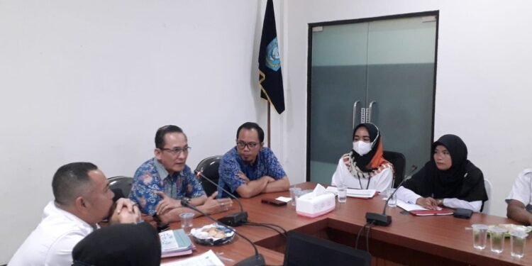 Usai Sosialisasikan Monev KIP 2022 di Pemkab Babar & Bateng, Ini Kata Komisioner KI Babel.