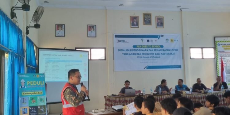 PLN Kalbar Gelar Program PLN Goes To School, Untuk Perkenalkan Manfaat Listrik Kepada Anak Usia Sekolah.