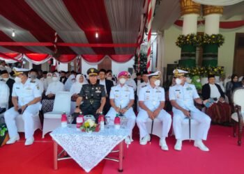 Danmenart 2 Mar Hadiri Upacara Bendera Peringatan Hari Santri Nasional.
