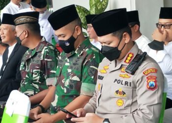 Kasdim 0833 Bersama Forkopimda Kota Malang Hadiri Upacara Peringatan Hari Santri Nasional 2022.