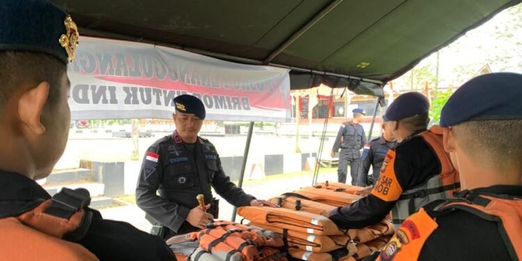 Apel Kesiapsiagaan Bencana Alam Satbrimob Polda Kalbar.