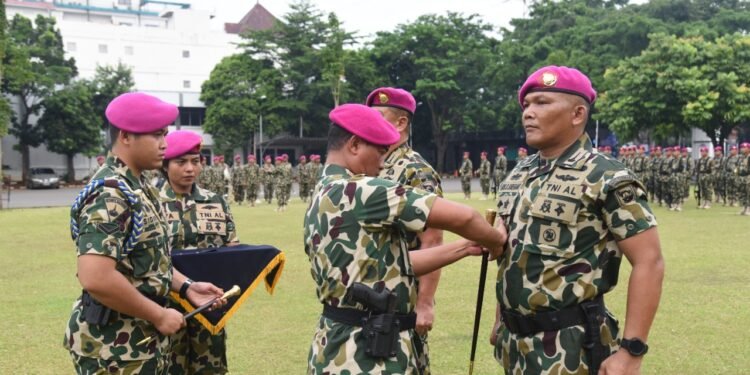 Kolonel Marinir Bob Osianto Siregar, S.E., M.M., Resmi Jabat Danbrigif 4 Marinir/BS.