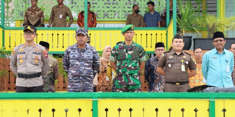 Polres Ketapang Gelar Apel Pasukan Pengamanan MTQ Ke 30 Tingkat Provinsi.