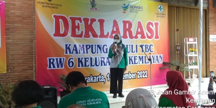 Babinsa Kemlayan Hadiri Deklarasi Kampung Peduli TBC.