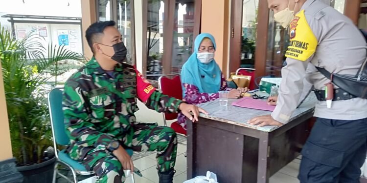 Peran Aktif Babinsa Ikuti Rapat Musyawarah Masyarakat Desa (MMD).