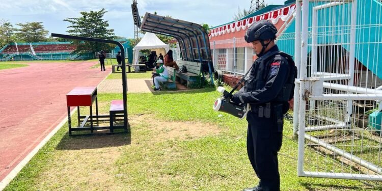 Persiapan Satbrimob Polda Kalbar Menjelang Opening Ceremony Porprov XII Kalbar 2022.
