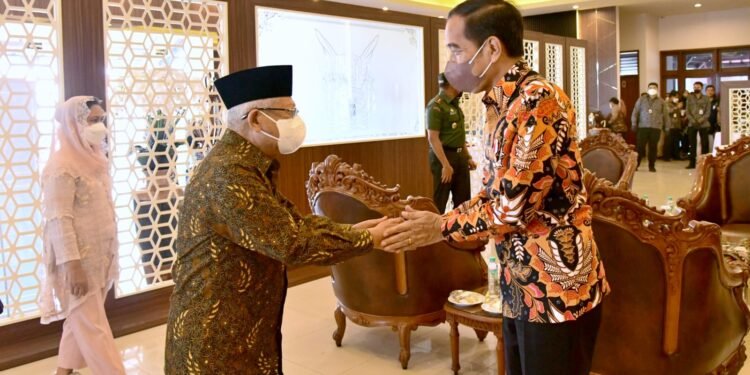 Bertemu Presiden, Wapres Diskusikan Akselerasi Pembangunan di Papua dan Isu Terkini Lainnya.