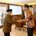 Bertemu Presiden, Wapres Diskusikan Akselerasi Pembangunan di Papua dan Isu Terkini Lainnya.
