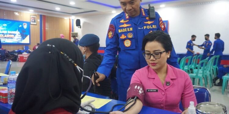 Direktorat Polairud Polda Kalbar Sumbang 48 Kantong Darah Sambut HUT Polairud ke-72.