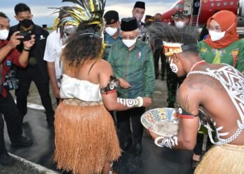 Dari Mimika, Wapres Bertolak ke Kota Senja Kaimana.