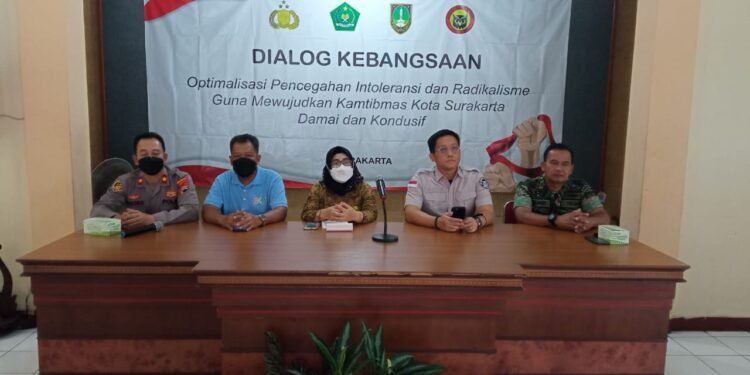 Danramil 03/Serengan, Tekankan Pentingnya Peran Masyarakat Dalam Menangkal Radikalisme.