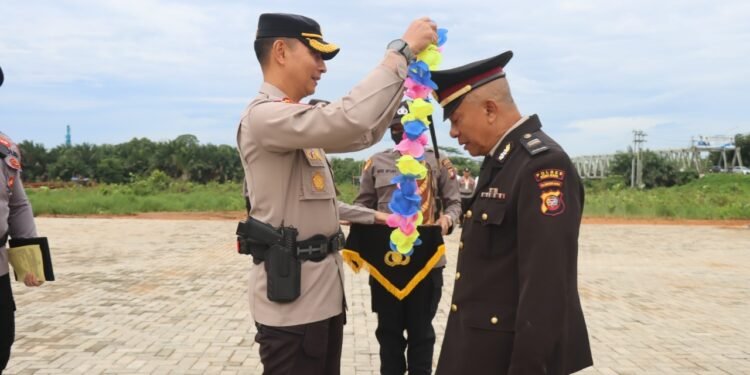 Kenaikan Pangkat Pengabdian dan Wisuda Purna Bhakti, Kapolres Kubu Raya : Kenaikan Pangkat Adalah Kebanggaan, Purna Bakti Tidak Bisa di Hindarkan.