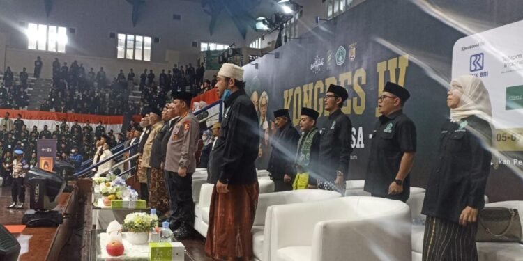 Wakili Presiden Jokowi, Menpora Amali Secara Resmi Membuka Kongres IV Perguruan Pencak Silat Pagar Nusa.