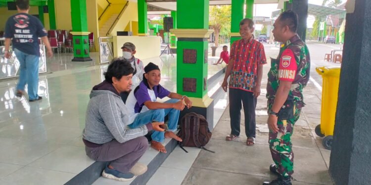 Perkuat Ketahanan Wilayah, Babinsa Donuhudan Kunjungi Warga Binaan.