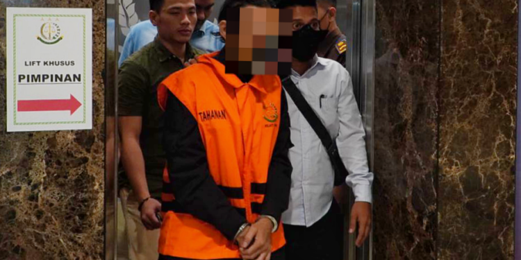 Kejati Riau Tetapkan Dua Tersangka Dugaan Tindak Pidana Korupsi Pembiayaan Kredit Usaha Rakyat Tahun 2012.