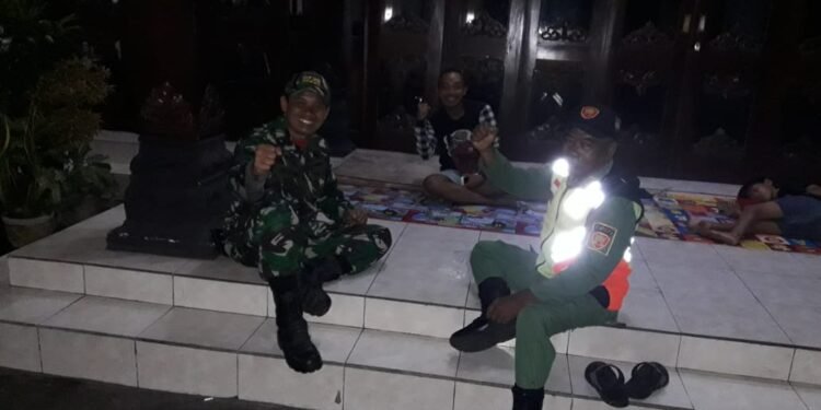 Patroli Malam Cara Jitu Cegah Gangguan Kamtibmas.
