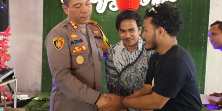 Jum’at Curhat Kapolresta Pontianak Bersama HMI Cabang Pontianak.