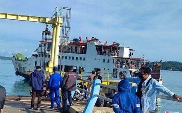 Terkesan Lemah Pengawasan Petugas Pelabuhan Roro Jagoh, Seorang Warga Lingga Pemain Ilegal Diamankan Polda Kepri.