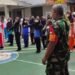 Tanamkan Disiplin Yang Kuat, Babinsa Kelurahan Serengan Latihkan PBB.