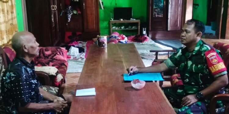 Sertu Budi Surepno : Komsos Salah Satu Media Babinsa Untuk Menjalin Dan Mempererat Tali Silaturahmi.