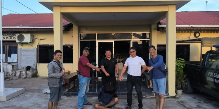 Terhenti Sudah Pelarian PM DPO Pencurian Mesin Bensol Berhasil Diringkus Tim Joker Polsek Sungai Raya.
