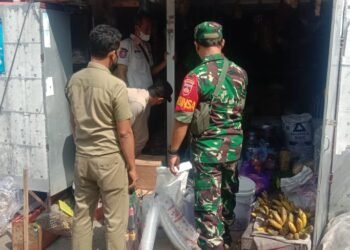 Ramadhan : Sinergitas Babinsa Cek Kebutuhan Pokok.