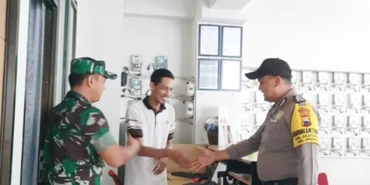 Sinergitas Babinsa dan Bhabinkamtibmas Kratonan Sambangi Warga Binaan.