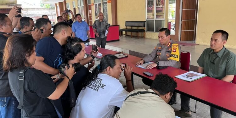 Selama Pelarian Kurang Lebih Lima Puluh Hari, Pelaku Pembunuhan di Suwignyo Ketangkap Polisi.