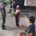 Babinsa Serengan Ajak Warganya Untuk Hidup Rukun dan Saling Tolong Menolong