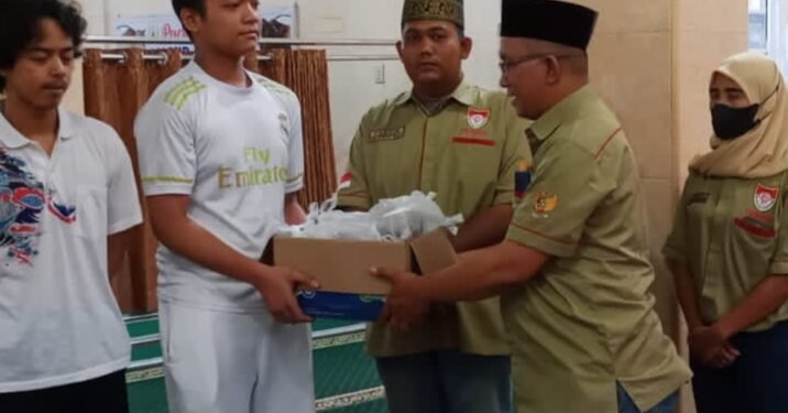 DPP FROMPER : On The Road Berbagi Takjil di Kota Medan.