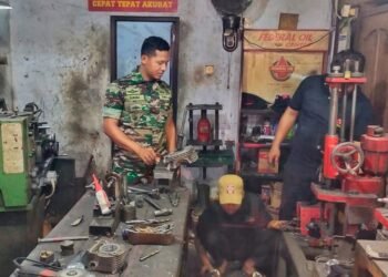 Babinsa Nogosari Motivasi Pengusaha Mikro Bengkel Bubut.