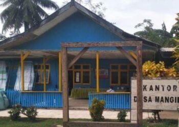 Alergi Terhadap Wartawan Kepala Desa Mangilu Kecamatan Bungoro Kabupaten Pangkep Enggan Menemui Beberapa Awak Media.