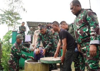 Penanganan Penanggulangan Sampah Domestik Dan Komunal Melalui Penguraian Bakteri Bios 44 DC