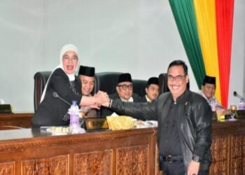 Rapat Paripurna, Pj Sekda Kampar Sampaikan Jawaban Atas Pandangan Umum Fraksi Laporan Pelaksanaan APBD 2022