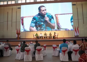 Binkom Cegah Konflik Sosial Dari TNI AD di Daerah Sorong Papua Barat Membawa Persatuan dan Kesatuan Yang Kokoh Dengan Motto Papua Adalah Indonesia Dan Indonesia Adalah Papua Sudah Harga Mati..!!