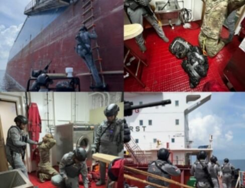 Bakamla RI Simulasikan Penangkapan Kapal Bawa Heroin di Perairan Riau