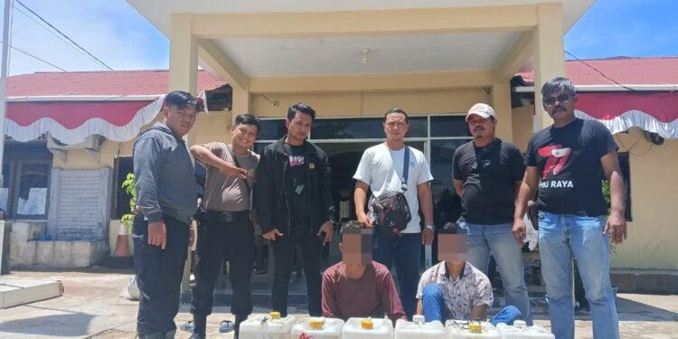 Dua Pelaku Pencurian Minyak Goreng di Sebuah Toko Kelontong BTN Teluk Mulus, Berhasil di Ringkus Tim Joker Dan Satu Orang Menjadi DPO