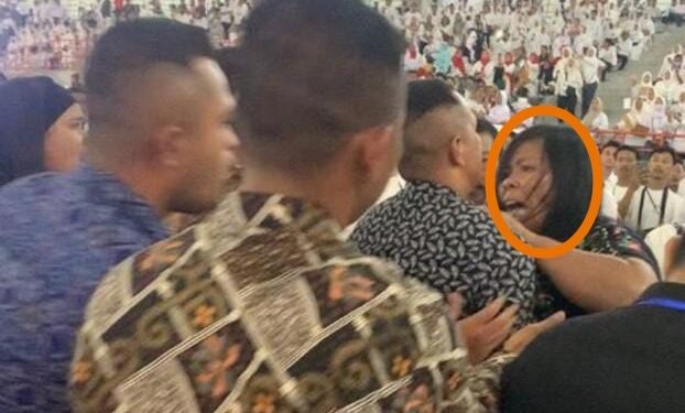 Presiden Jokowi Dilempar Sandal, Saat Acara Rembuk Relawan Bobby Nasution di Pancing