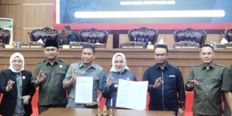 Bupati Musi Rawas Menghadiri Rapat Paripurna Rancangan Peraturan Daerah (Raperda) Kabupaten Musi Rawas tahun 2023