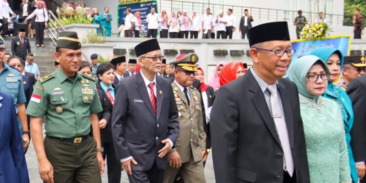 Kapoksahli Pangdam XII/Tpr Hadiri Sertijab Gubernur Kalbar