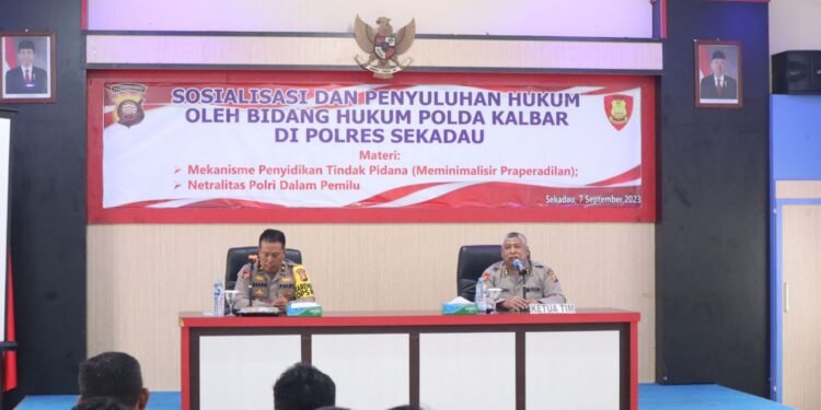 Bidkum Polda Kalbar Sosialisasi dan Penyuluhan Hukum di Polres Sekadau