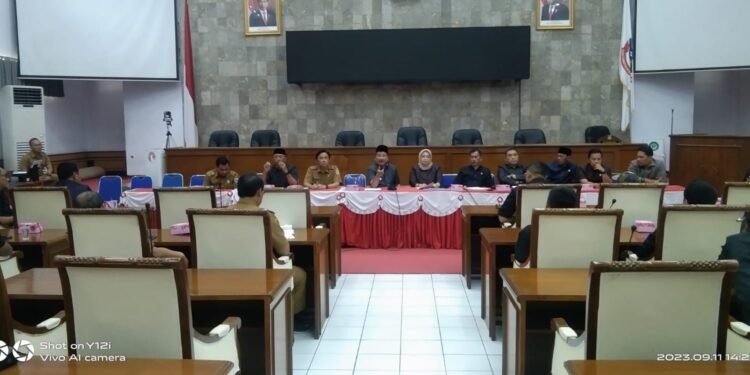 FPPG Kecewa Saat Audiensi Ketua Dan Anggota DPRD Terlihat Seperti Kerbau Yang Dicocok Hidungnya, Tak Berkutik Dihadapan Bupati Garut