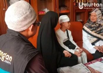 Kisah Pilu, Aditya Yatim Tunanetra Kini Bisa Raih Cita-Cita Sekolah ; Ulurtangan Lunasi Biaya Masuk Yaketunis Yogyakarta