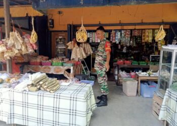 Ketersediaan dan Harga Sembako Menjadi Objek Monitoring Babinsa Desa Jeruk